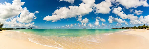 Vista panorâmica da praia em São João, Antígua e Barbuda , — Fotografia de Stock