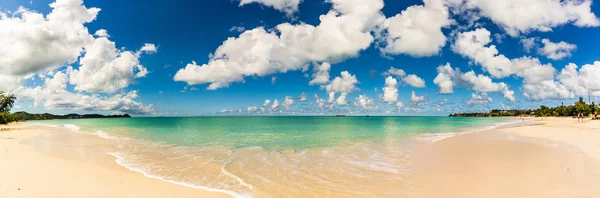 Panoramic view of the beach in St. John's, Antigua and Barbuda, — Stock Photo, Image