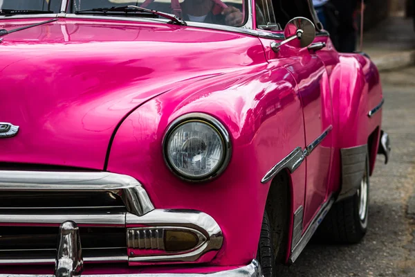 Havana, Cuba ��� 2019. Detail photo of classic old American car — Stock Photo, Image