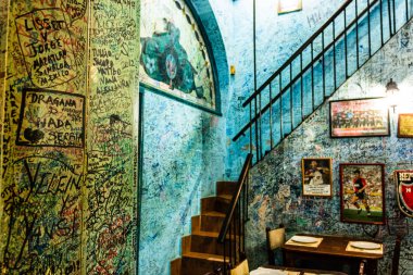 Havana, Küba – 2019. La Bodeguita del Medio, dünya çapında bir famou