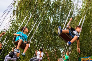 Fransız tarzı atlıkarınca, Targoviste eğlence parkı skyflyer