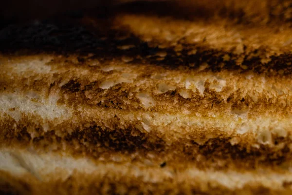 Крупный план фото жареного хлеба . — стоковое фото