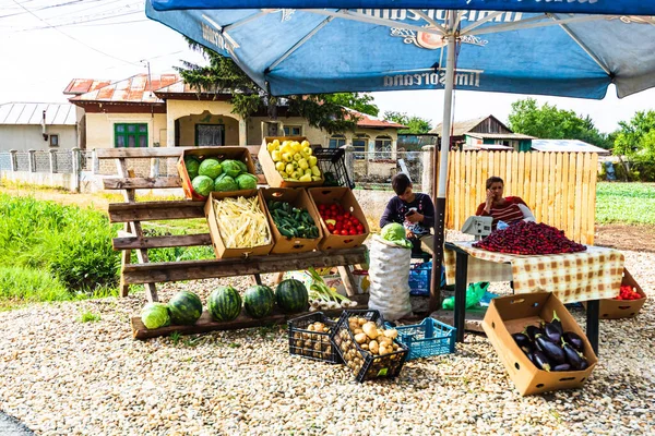 Markt Straßenrand Stände Mit Obst Und Gemüse Zum Verkauf Einem — Stockfoto