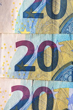 Avro banknotlarının detaylarına özen göster. Para banknotlarının makro detaylarını kapat, 20 Euro izole edilmiş. Dünya para kavramı, enflasyon ve ekonomi kavramı
