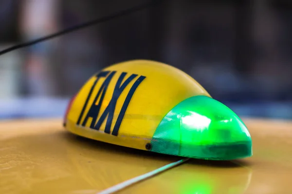 Detalhe Sinal Táxi Carro Táxi Amarelo Bucareste Roménia — Fotografia de Stock