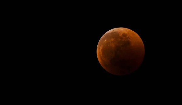 Bloody Moon Close Black Sky Result Astronomical Event Lunar Eclipse — Stock Photo, Image