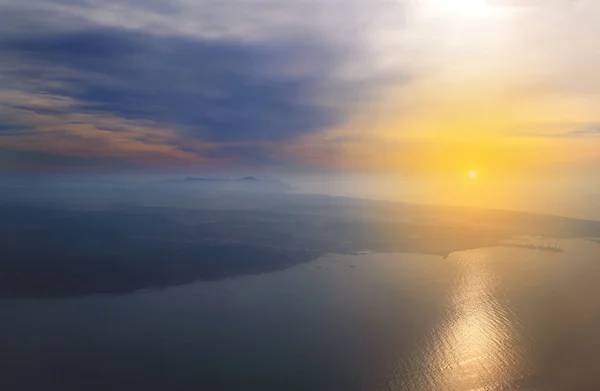 Uitzicht Vanaf Het Vliegtuig Naar Het Eiland Sachalin Bergen Zee Stockfoto