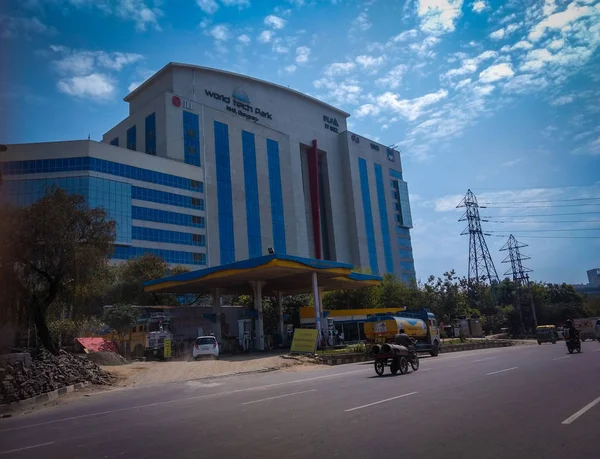 Haryana, Indie-31 marca 2019: DLF budowniczych DLF świat Tech Park sektor-30 Gurgaon — Zdjęcie stockowe