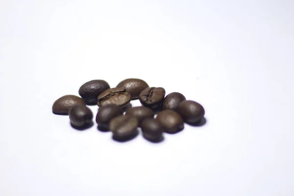 Coffee beans isolated on white background, — Stock Photo, Image