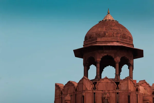 India travel tourism background - Dome, Red Fort (Lal Qila) Delhi - World Heritage Site. Delhi, India — Stock Photo, Image