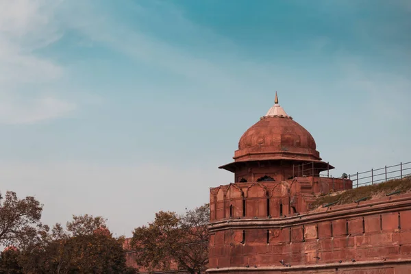 Índia viagem turismo fundo - Cúpula, Red Fort (Lal Qila) Delhi - Património Mundial. Delhi, Índia — Fotografia de Stock
