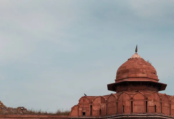 India reizen toerisme achtergrond-Dome, Red Fort (Lal Qila) Delhi-World Heritage site. Delhi, India — Stockfoto