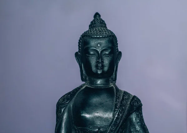 Close Лицо Будды Скульптура — стоковое фото