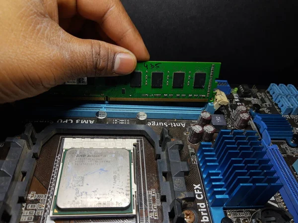 Computer Hardware Motherboard Микрочип Крупным Планом Большим Количеством Электрических Компонентов — стоковое фото