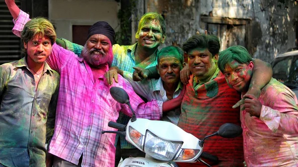 Delhi India Augustus 2020 Indische Mensen Gezicht Besmeurd Met Kleuren — Stockfoto