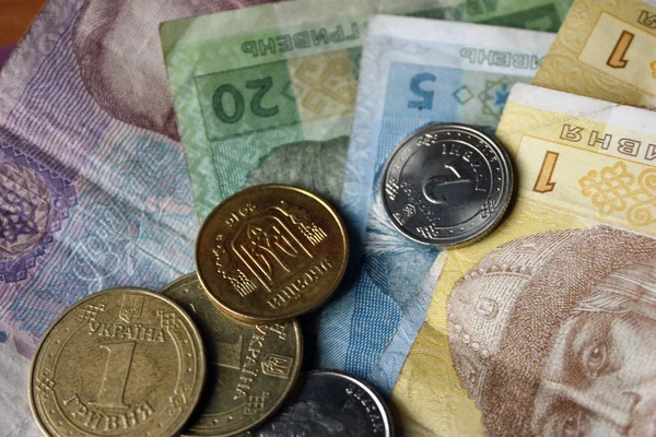 Ukrayna para, Grivnası ve kopeks, yakın çekim, 20,50,5,1 Grivnası