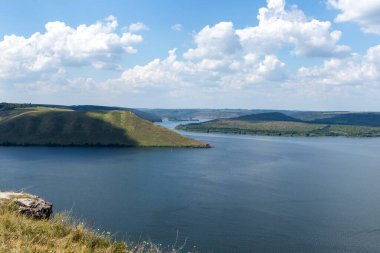 Manzara fotoğrafçılığı. Dinyester Kanyonu, Dinyester Nehri, Rezerv ve Bakota Körfezi, Bakota, Ukrayna.