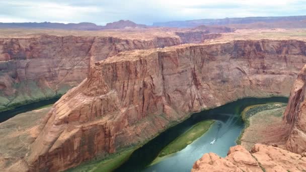 4K video aéreo de drones volando sobre el salvaje mundo occidental, América — Vídeos de Stock