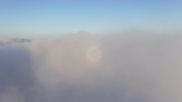 Cielo aéreo 4K, paraíso, nube nueve al amanecer. Hermoso fondo — Vídeo de stock