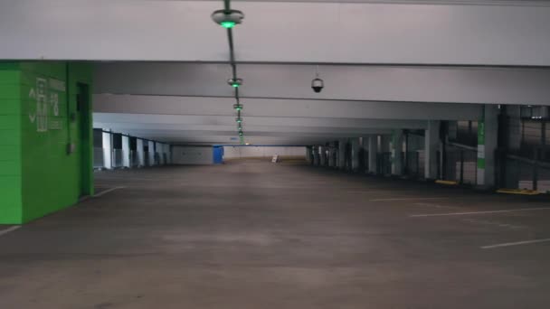 Empty parking building during Coronavirus Covid-19 outbreak quarantine. 4K — Stock Video