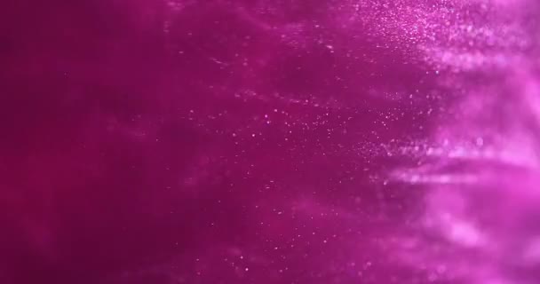 Pittura rosa scintillante che crea formazioni nuvolose astratte. Sfondi artistici. L'inchiostro a colori fucsia sta turbinando — Video Stock