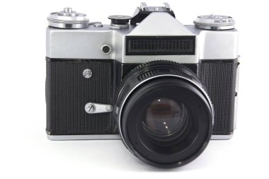 eski film fotoğraf makinesi lens üzerinde beyaz arka plan ile. izole.