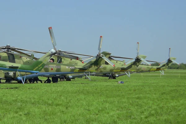 Orosz Katonai Szállítóhelikopterek Sok Farka — Stock Fotó