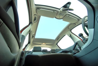 fotoğraf büyük sunroof araba, gökyüzü ve bulutlar içinde