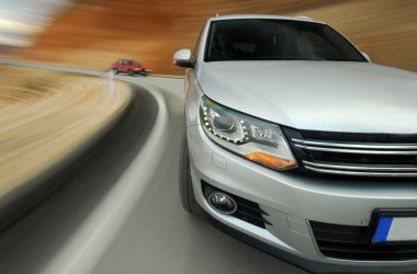 Dinamik bir Suv Eğrideki sürüş