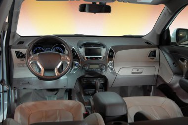 yolcu araba iç, önden görünüm