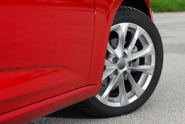 Lastik ve alaşım jant