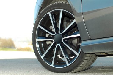 Lastik ve alaşım jant