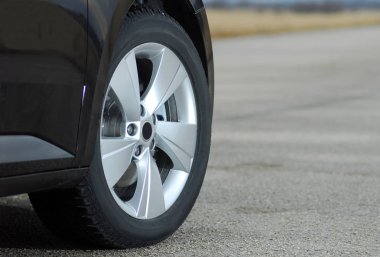 Lastik ve alaşım jant