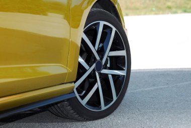 Lastik ve alaşım jant