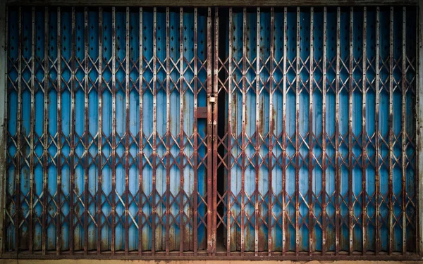 Ржавчина Старой Железной Двери — стоковое фото