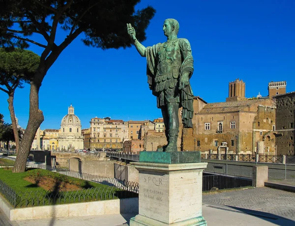 Bronze statue of S.P.Q.R. IMP. CAESARI NERVAE Augustus on Imperi — Stock Photo, Image