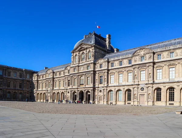 Paris / France - April 03 2019. The Louvre Museum Paris — Stock Photo, Image