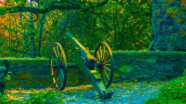 Eski bombardıman ile Hisar avlusu || Eski bir top atışı 2018