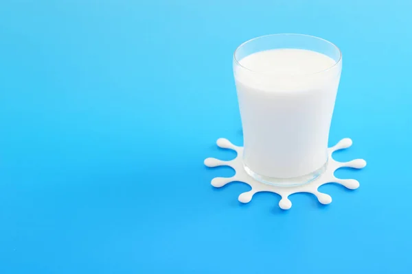 Ein Glas Milch — Stockfoto