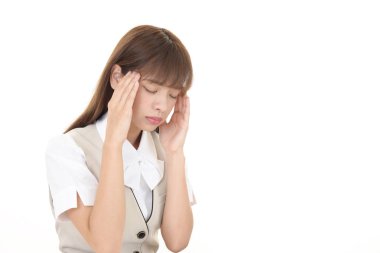 baş ağrısı olan bir iş kadını