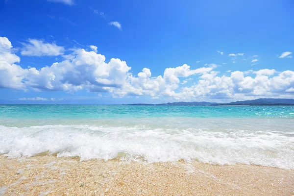 Yaz Gökyüzü Okinawa Nın Güzel Plajı — Stok fotoğraf