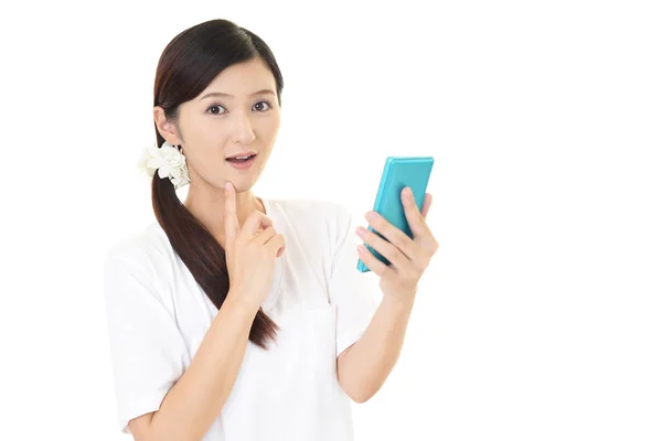 Smiling Woman Using Smart Phone — Stock Photo, Image