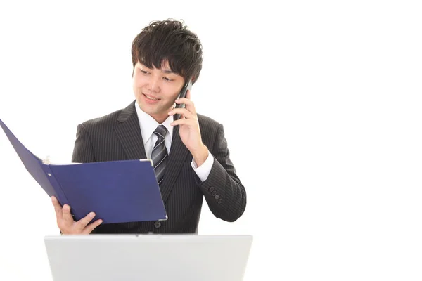 Uomo Affari Che Sta Parlando Uno Smartphone — Foto Stock