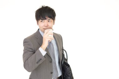 kahve içme yakışıklı bir adam portresi