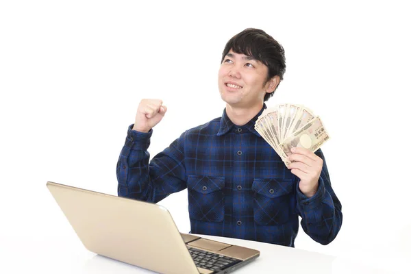 Успішна Людина Використовуючи Побудову Ноутбуків Онлайн Бізнес Заробляє Гроші — стокове фото
