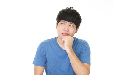 Huzursuz görünen adam portresi