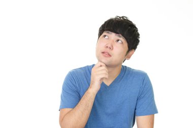 Huzursuz görünen adam portresi