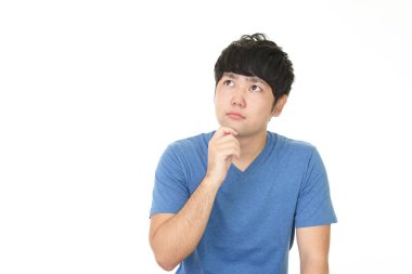 Huzursuz görünen adam portresi