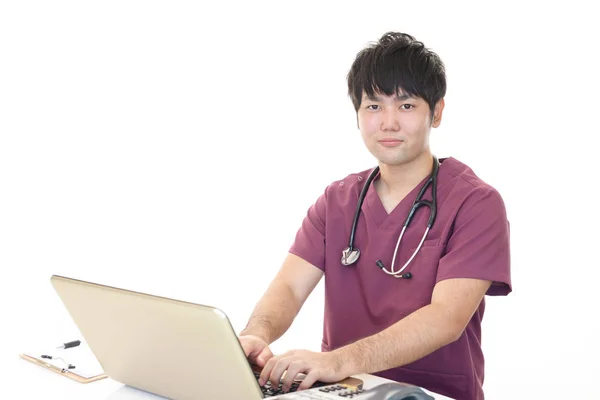 Doctor Trabajando Ordenador Portátil — Foto de Stock