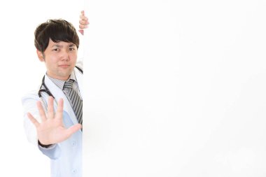 Asyalı Doktor dur işareti yapmak